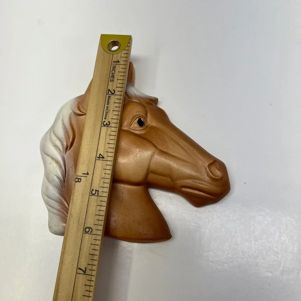 Brown Horse Head Wall Art Pair - Decorative Ceramic Sculpture
